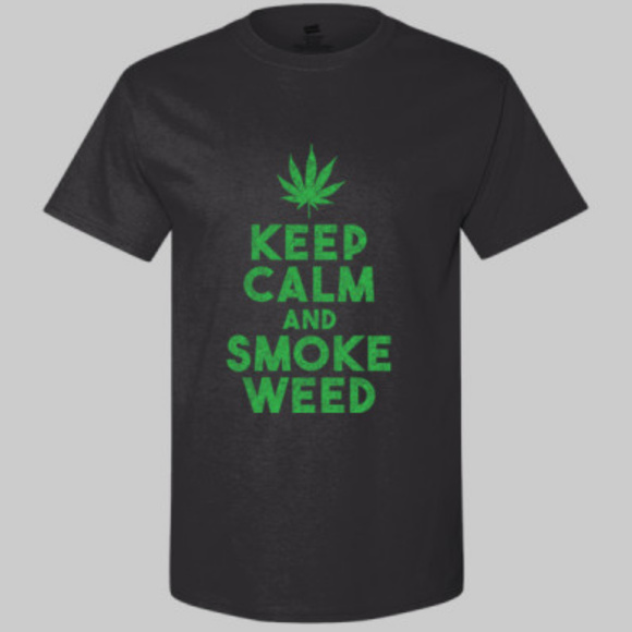 Keep Calm And Smoke Weed Funny T-Shirt - Picture 1 of 2